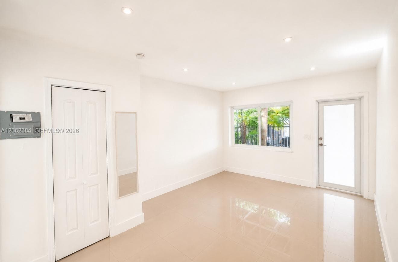 551 NE 61st St # 3, Miami, FL 33137 photo 5