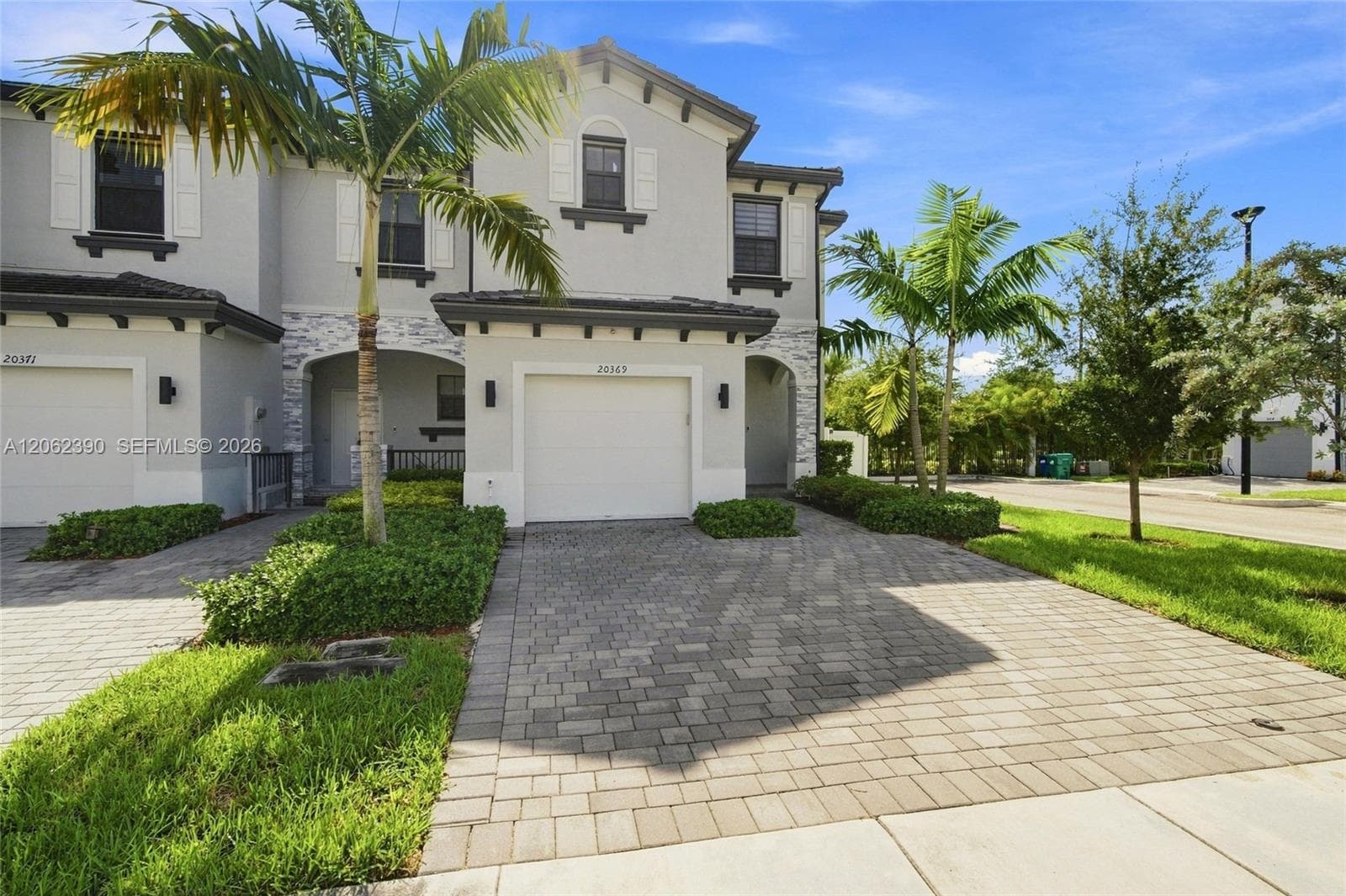 20369 NW 5th Ct # 20369, Miami Gardens FL 33169 photo 2