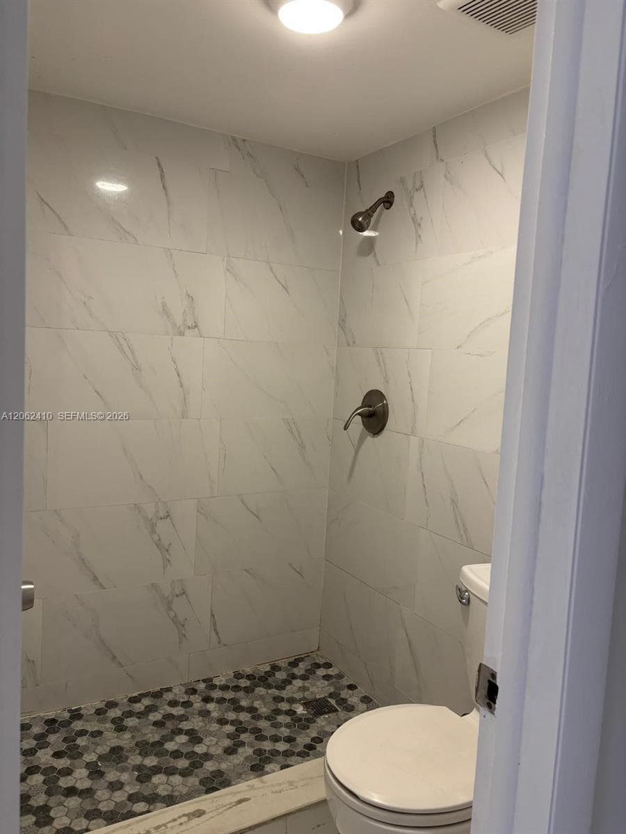 19851 SW 114th Ave # 207, Miami, FL 33157 photo 3