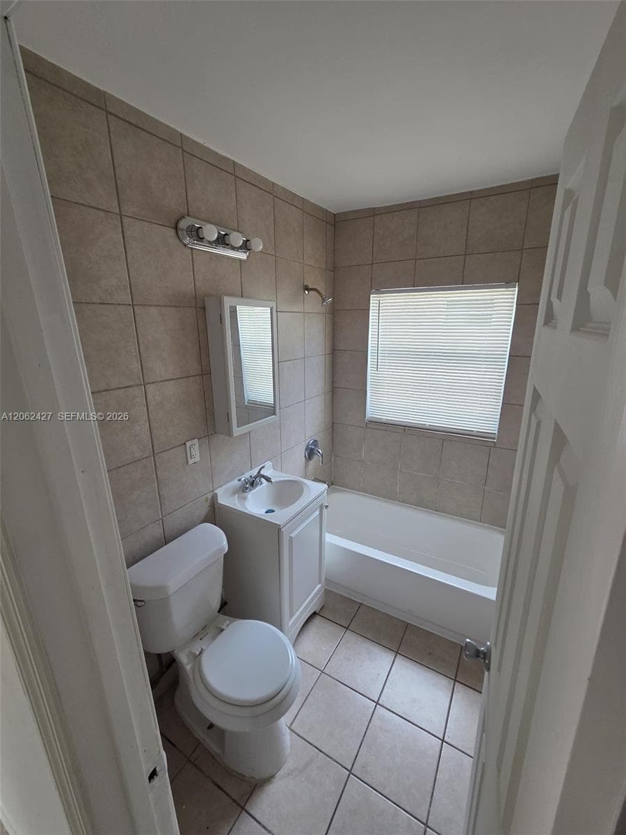 2312 Madison St # 33, Hollywood FL 33020 photo 5