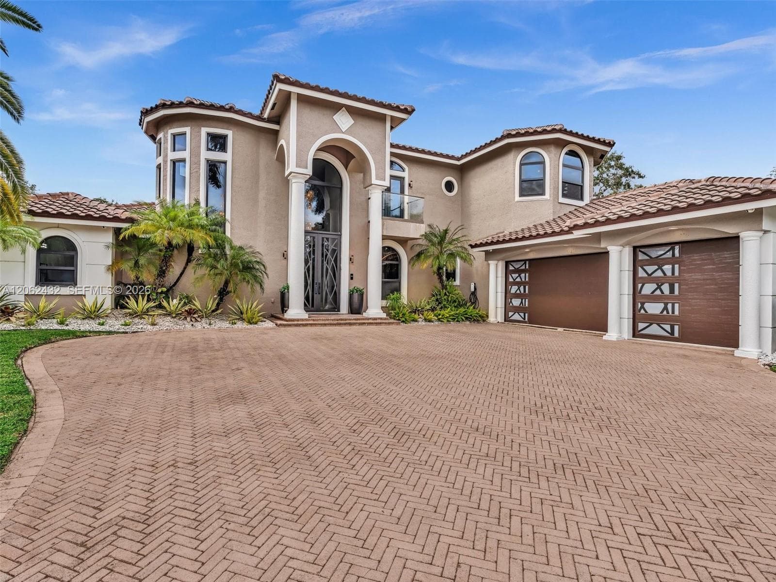 1021 NW 115th Ave, Plantation FL 33323 photo 4