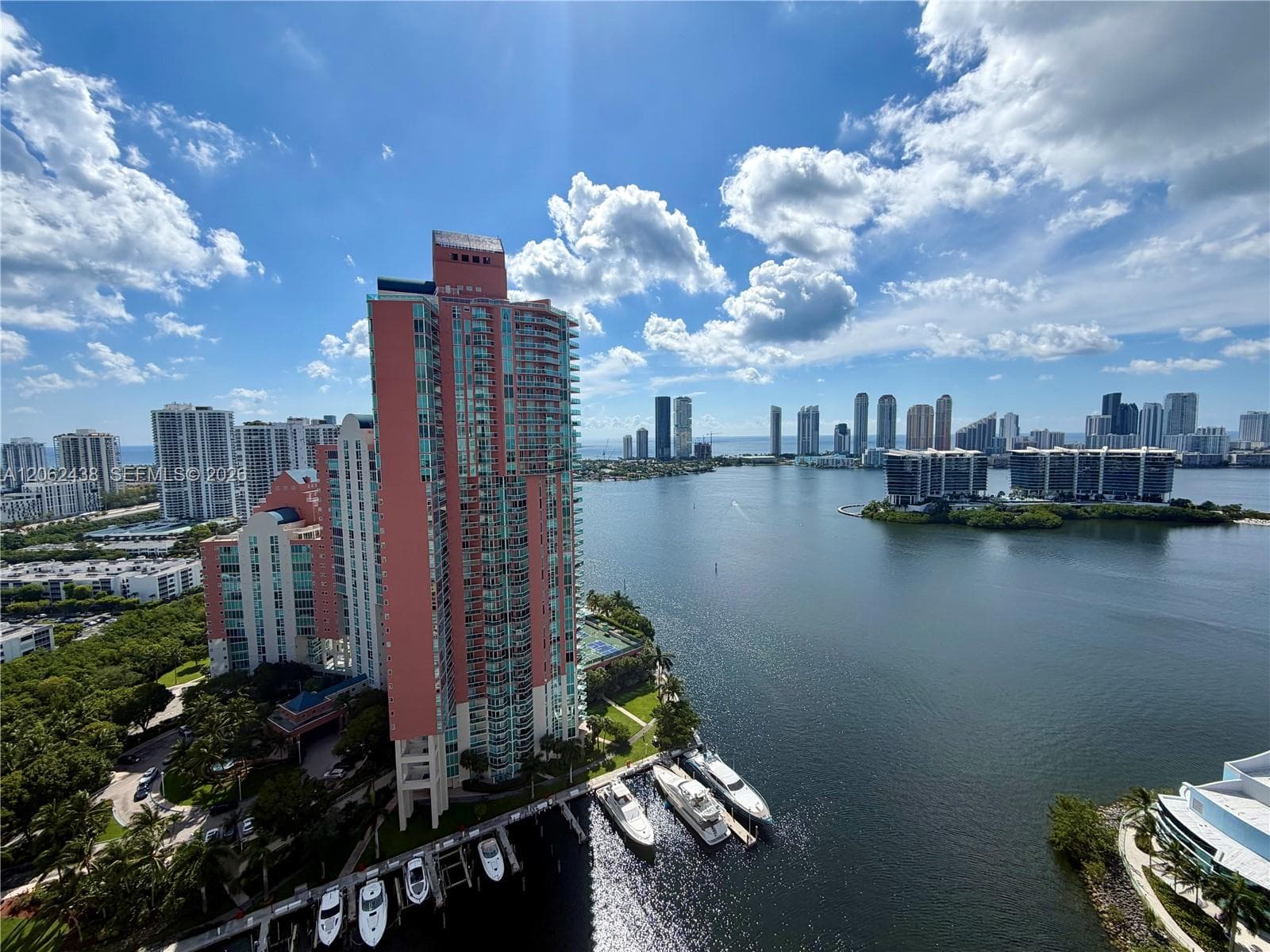 3330 NE 190th St # 2711, Aventura FL 33180