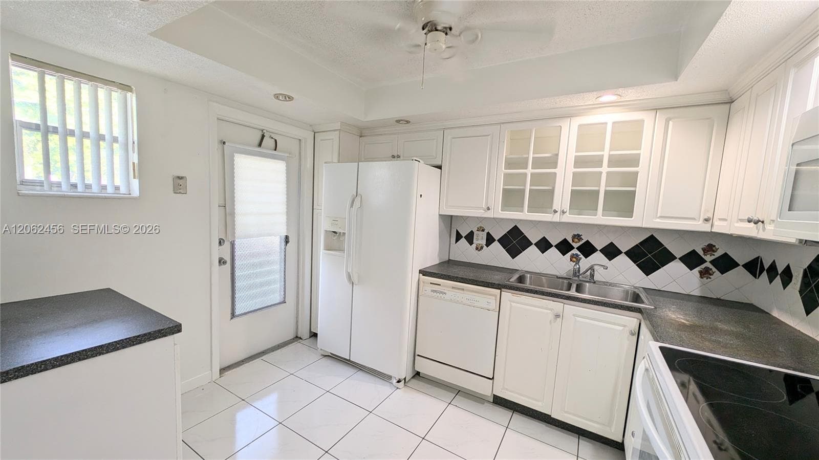 19051 NE 2nd Ave # 1507, Miami FL 33179 photo 4