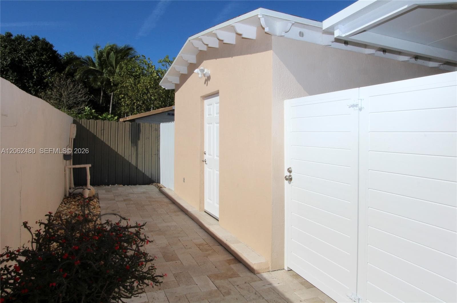 13797 SW 20th St, Miami FL 33175 photo 4