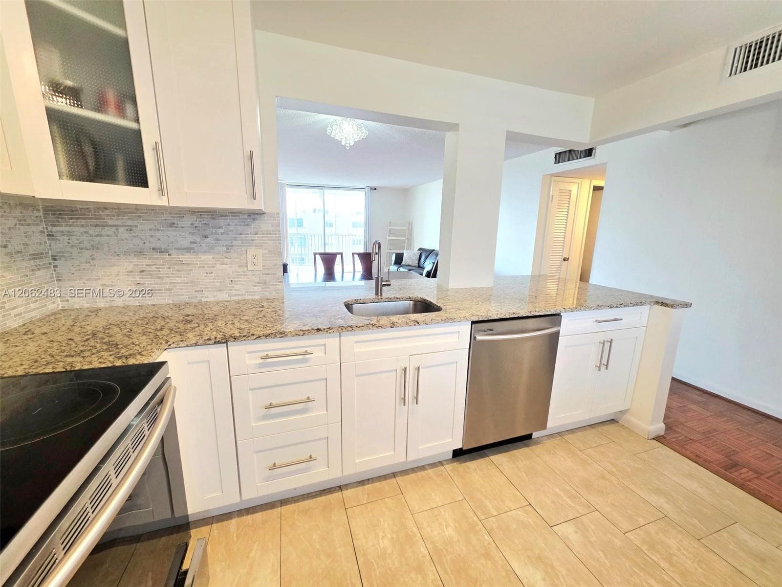 319 NE 14th Ave # 702, Hallandale Beach FL 33009 photo 4