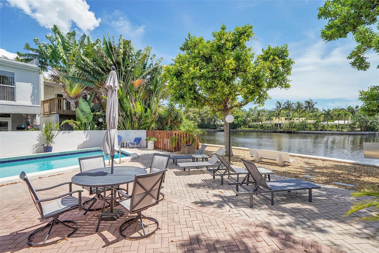 670 Kensington Place # 5B, Wilton Manors FL 33305 photo 2