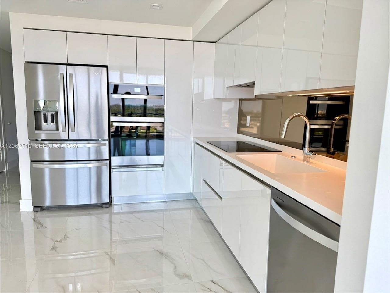1170 E HALLANDALE # 1106, Hallandale Beach FL 330099 photo 4