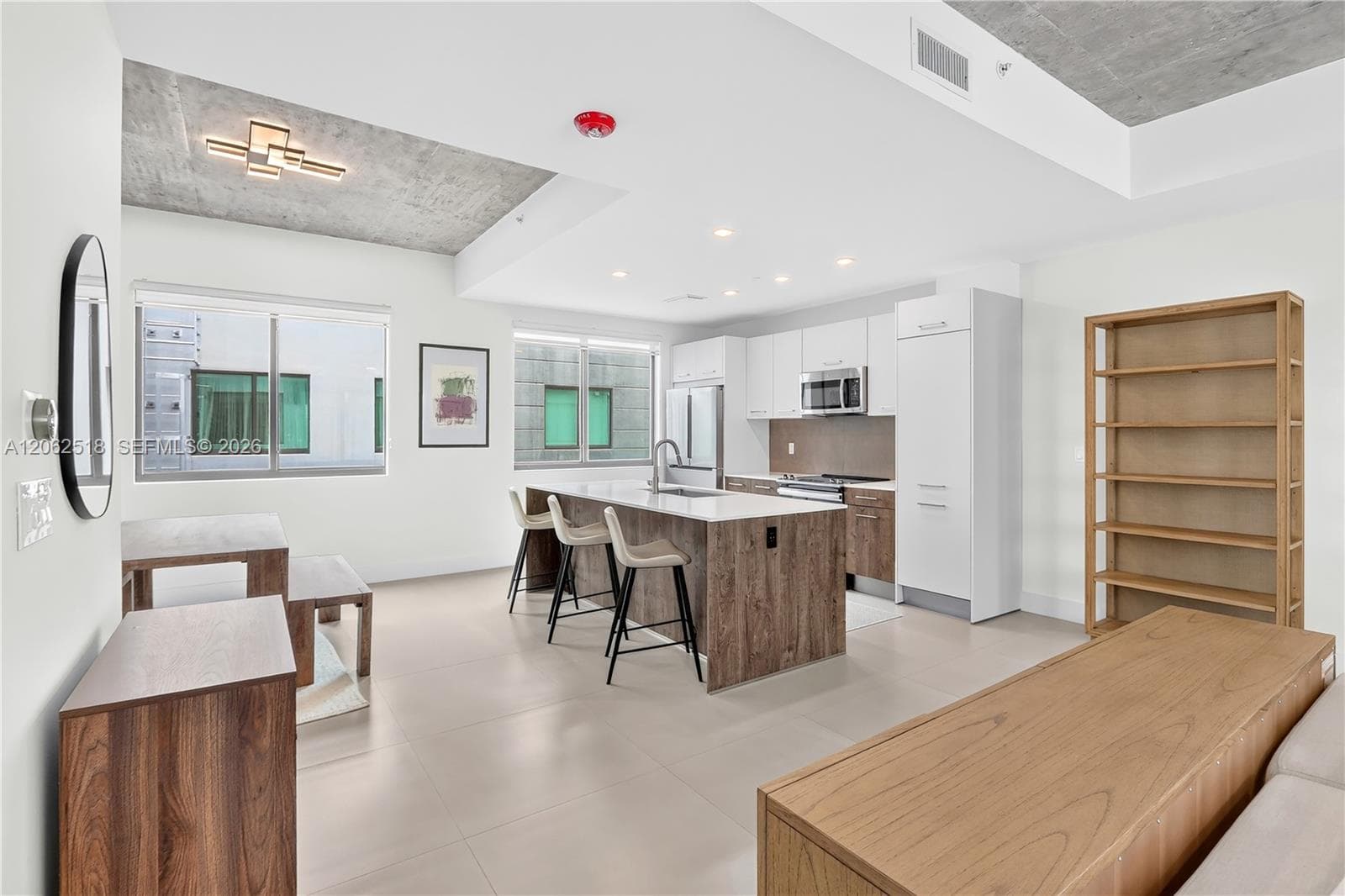 916 NE 4th St, Fort Lauderdale FL 33301 photo 4