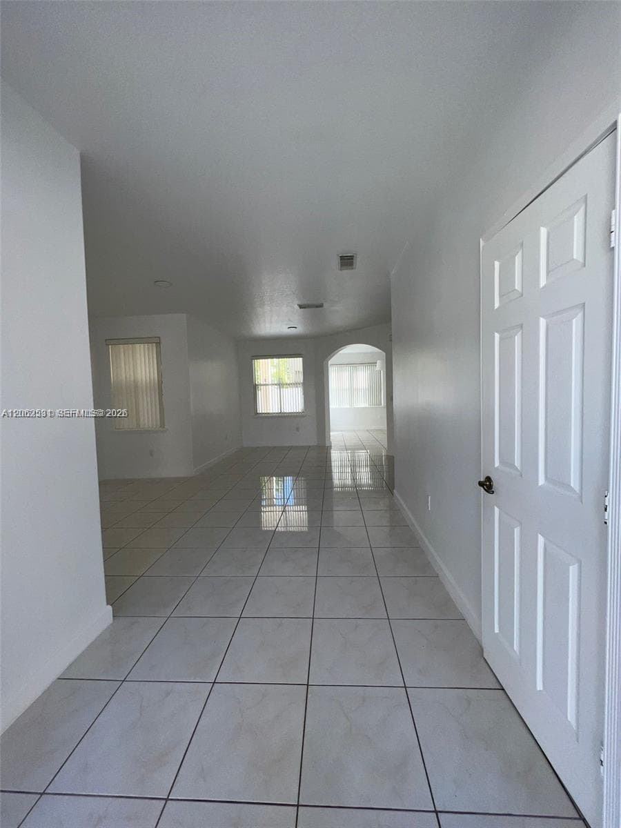 4847 NW 108th Ct, Doral FL 33178 photo 3