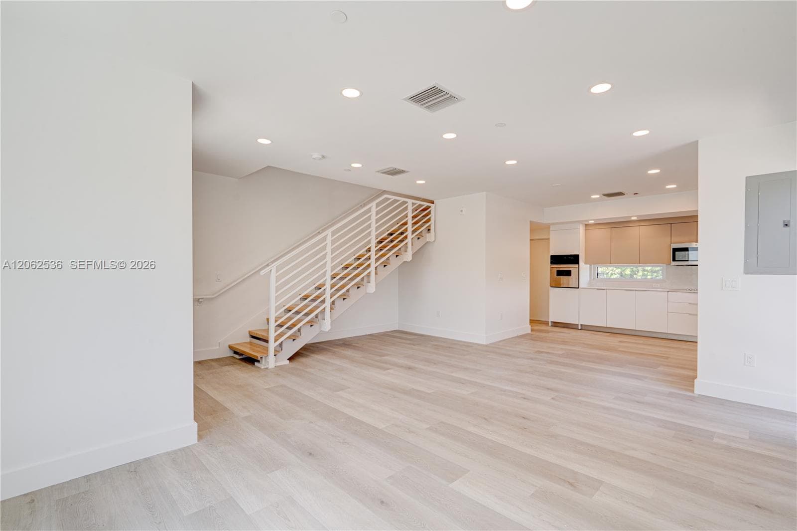 816 84th St # 2, Miami Beach FL 33141 photo 5