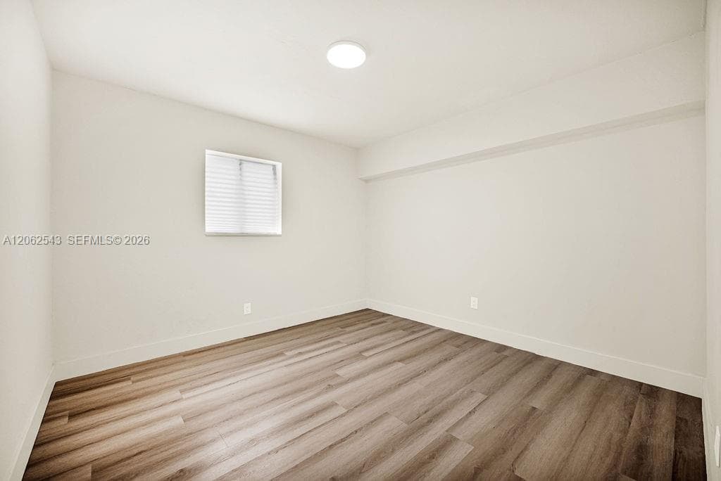 7710 NW 6th Ct, Pembroke Pines FL 33024 photo 4