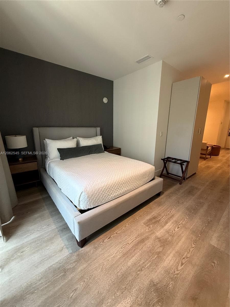 229 SW 9th St # 507, Miami FL 33130 photo 4