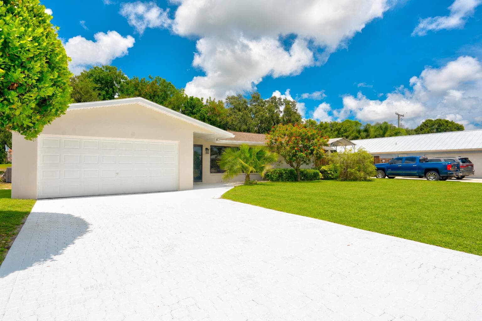 7715 SAINT ANDREWS Road, Lake Worth FL 33467 photo 2