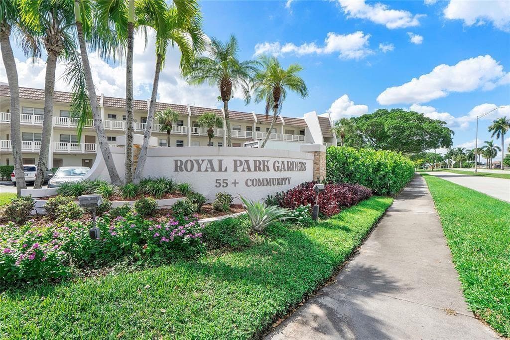 6890 Royal Palm Boulevard # 312H, Margate FL 33063 photo 2