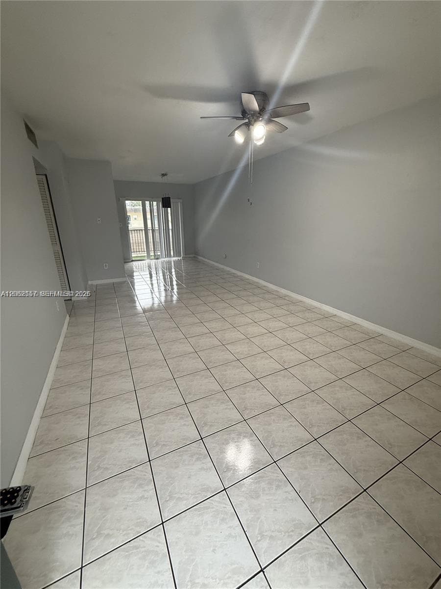 7505 SW 82nd St # 314, Miami FL 33143 photo 2