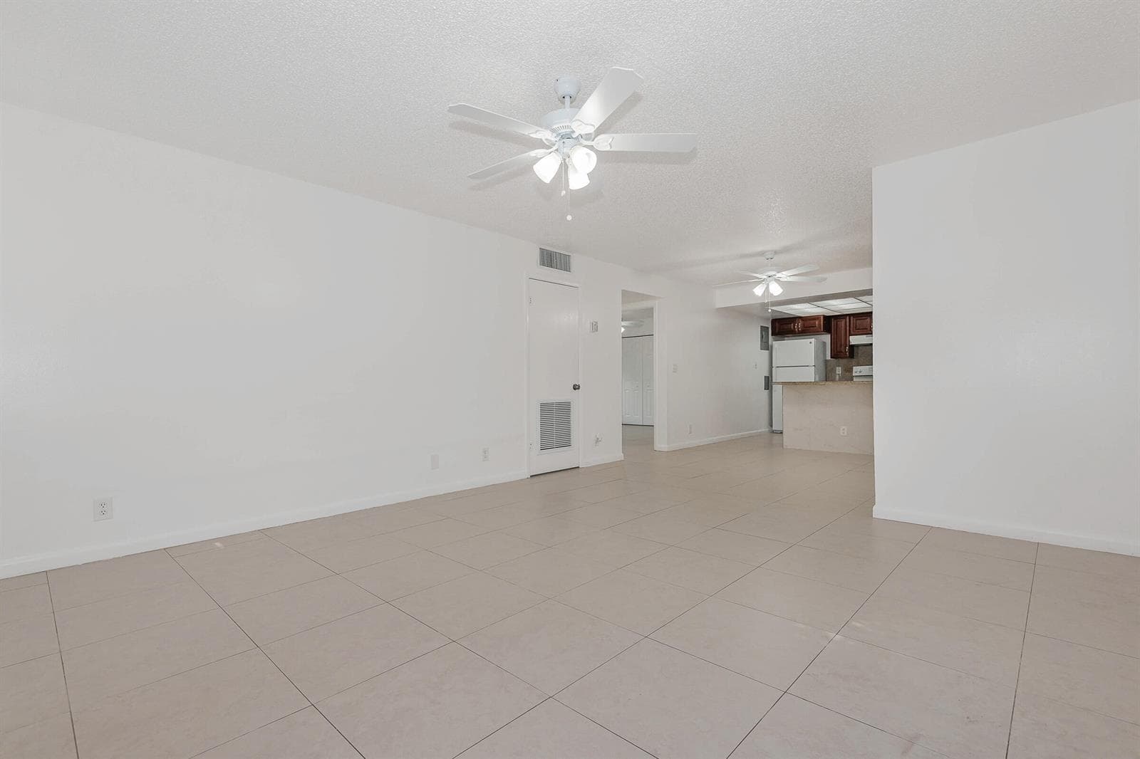 8830 W SAMPLE Road # 3, Coral Springs FL 33065 photo 4