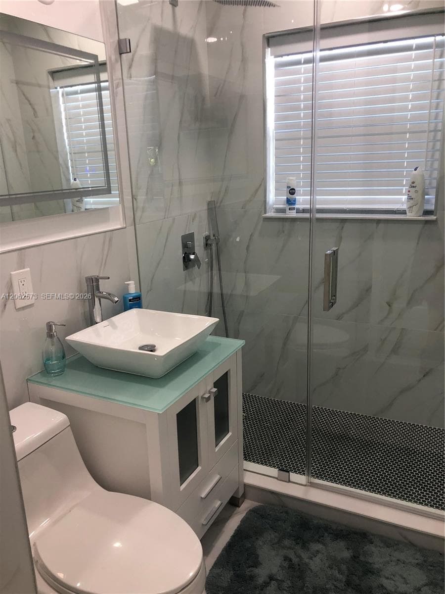 3061 NW 87th Ter, Miami FL 33147 photo 5