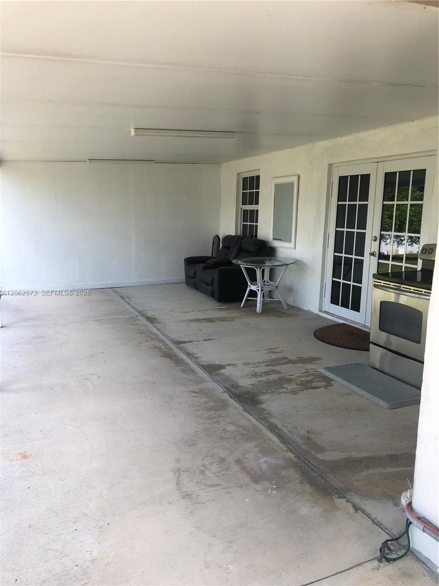3061 NW 87th Ter, Miami FL 33147 photo 4