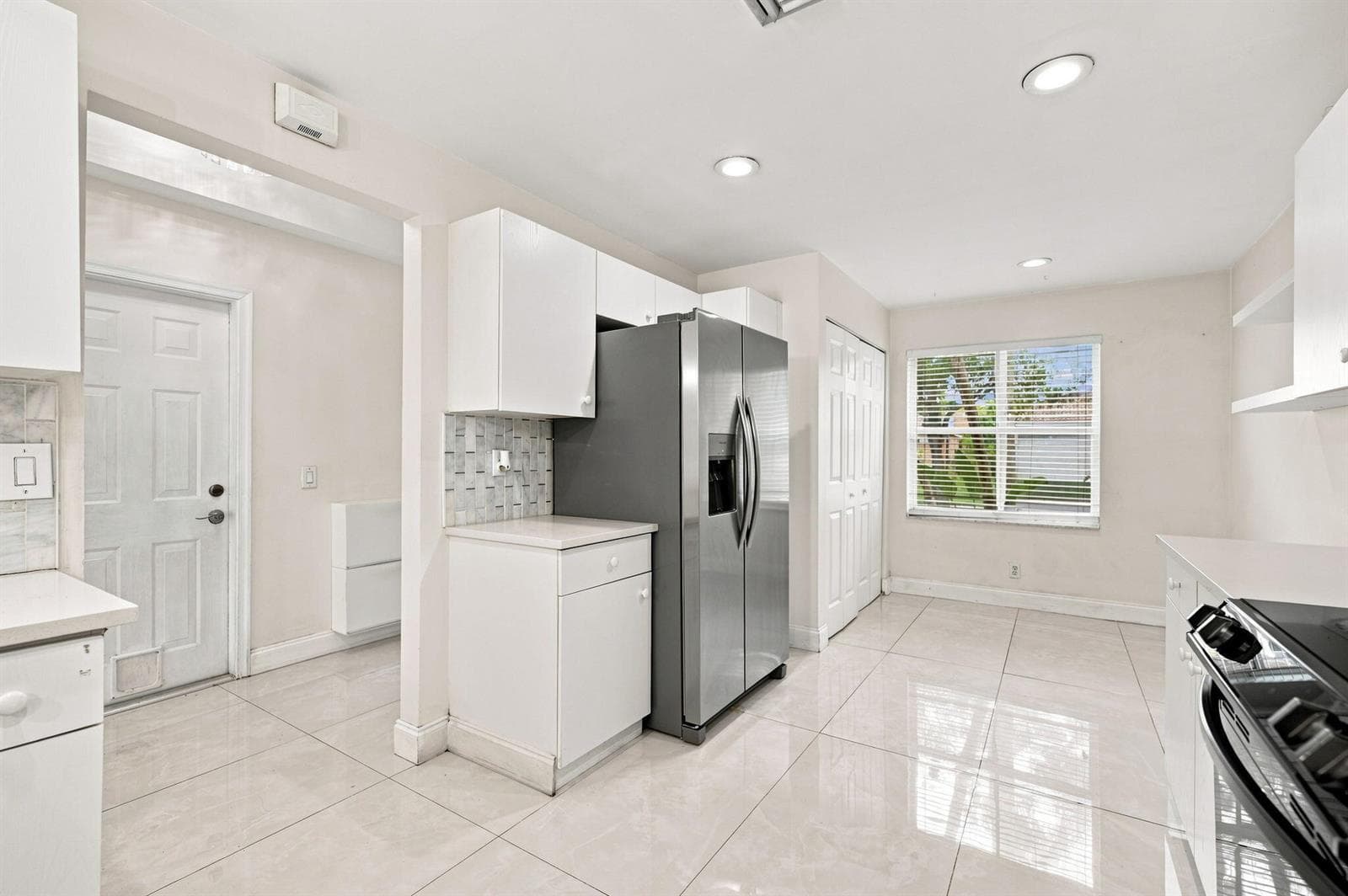 1590 ORION Lane, Weston FL 33327 photo 4