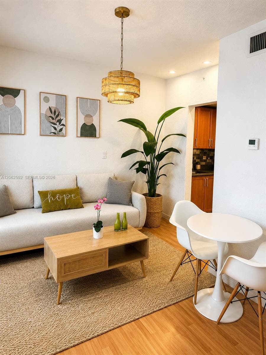 7326 Collins Ave # 207, Miami Beach FL 33141 photo 5