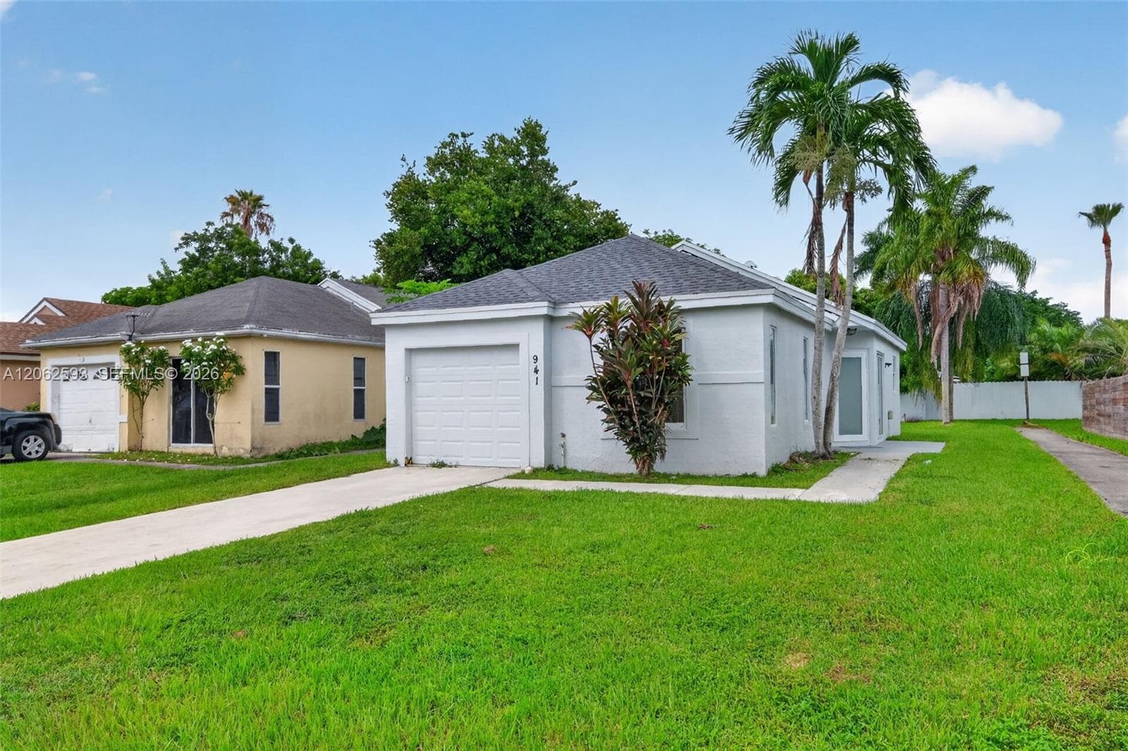 941 SW 7th Pl, Florida City FL 33034 photo 2