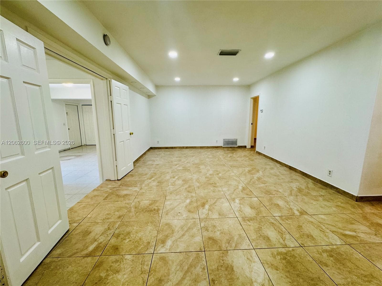 717 NE 10th Ave # 2, Hallandale Beach FL 33009 photo 5