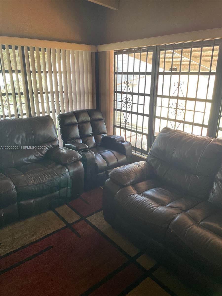 3265 NW 80th Ter, Miami FL 33147 photo 3