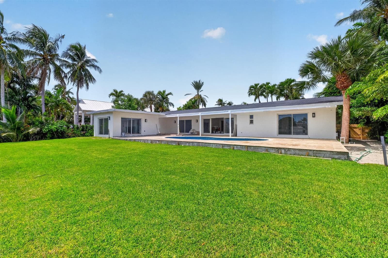 631 N Mashta Drive, Key Biscayne FL 33149 photo 4