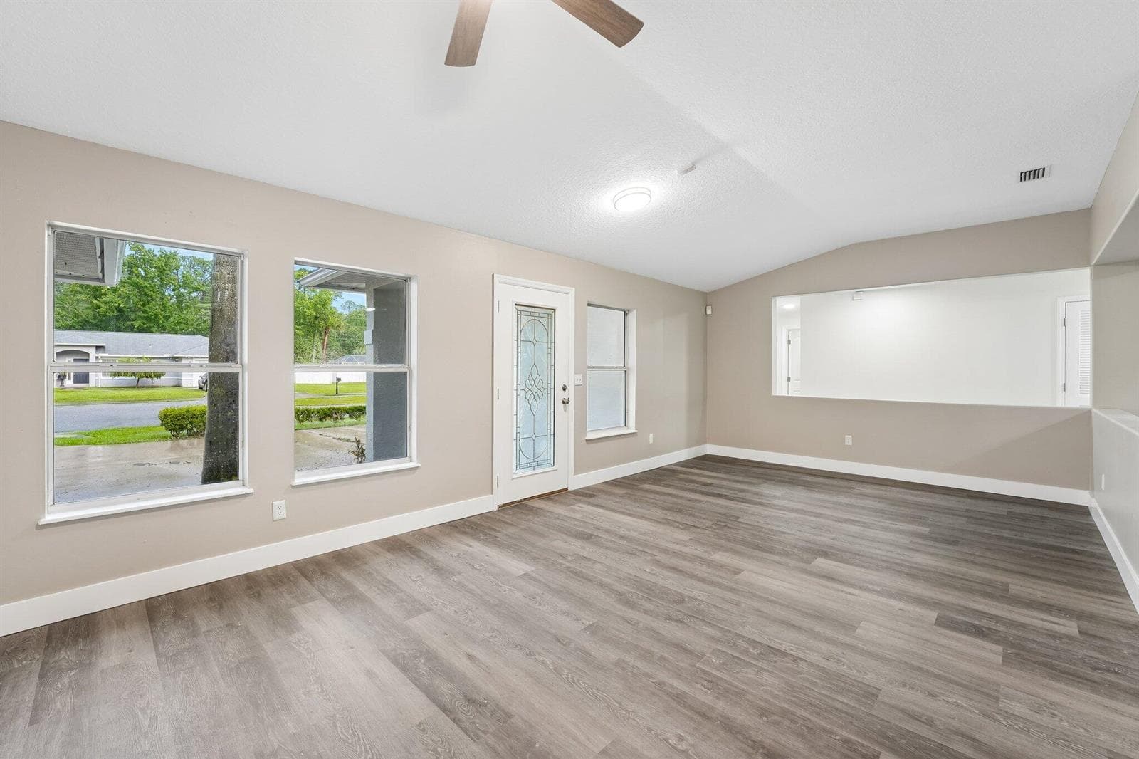 19 Emerson Drive, Palm Coast FL 32164 photo 4