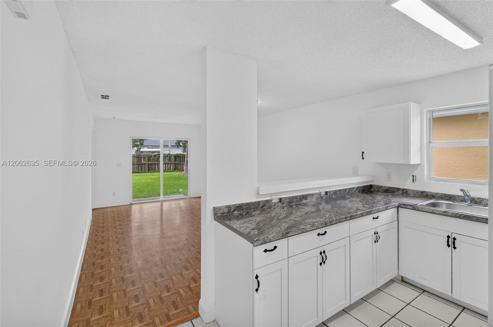 744 SW 9th St, Florida City FL 33034 photo 4