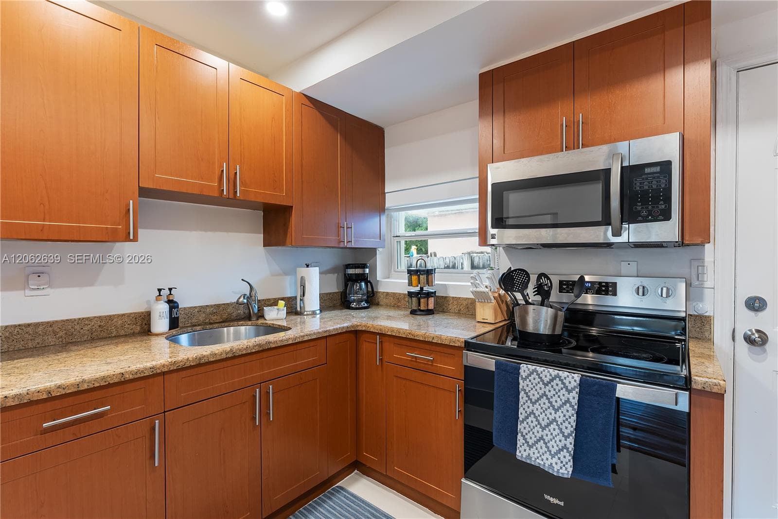 2102 SW 31st Ave # 2100, Miami FL 33145 photo 4