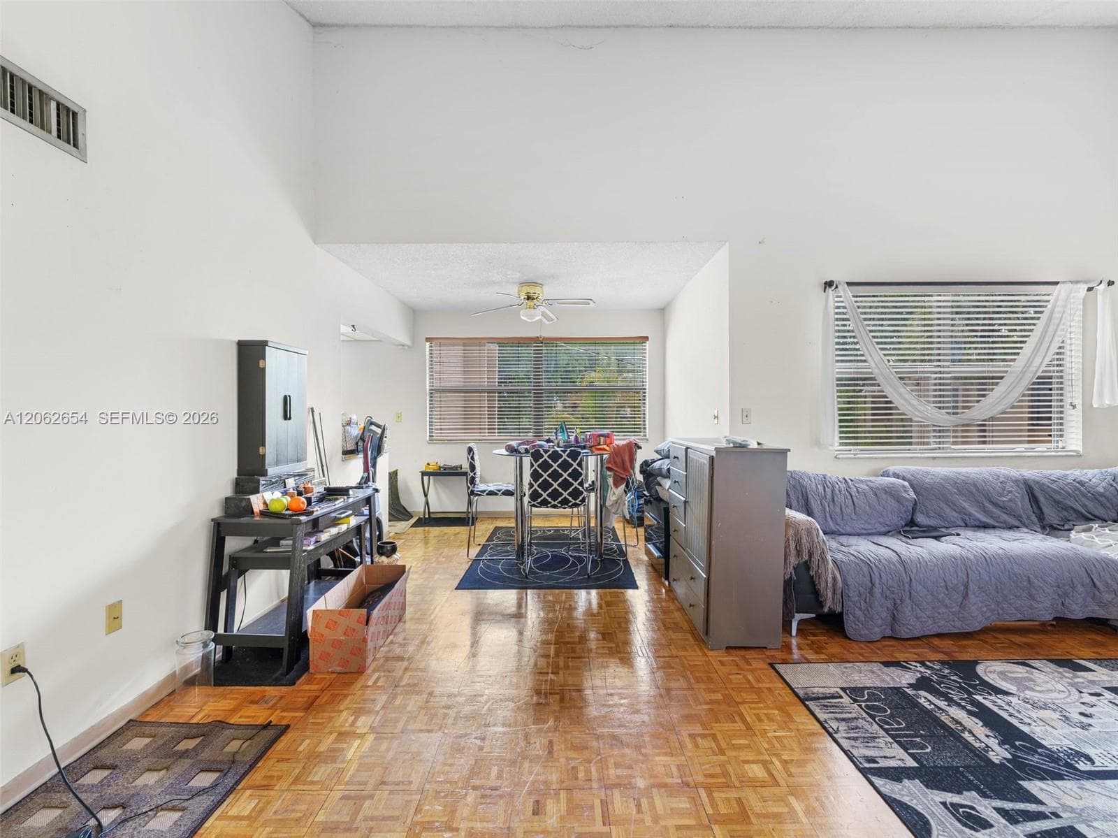 291 W Park Dr # 9-201, Miami FL 33172 photo 4