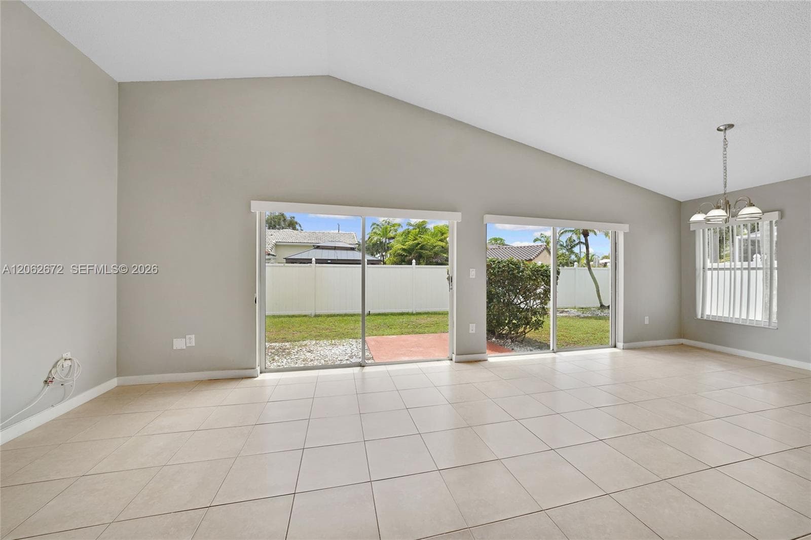 18946 NW 10th St, Pembroke Pines FL 33029 photo 5