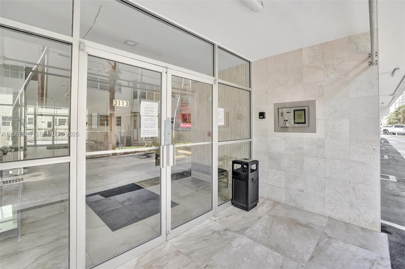 3113 S Ocean Dr # 804, Hallandale Beach FL 33009 photo 4