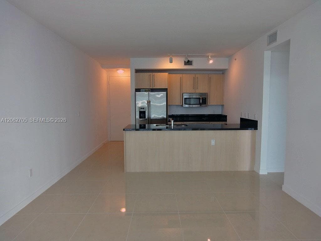 1111 SW 1 AV # 1715-N, Miami FL 33130 photo 3