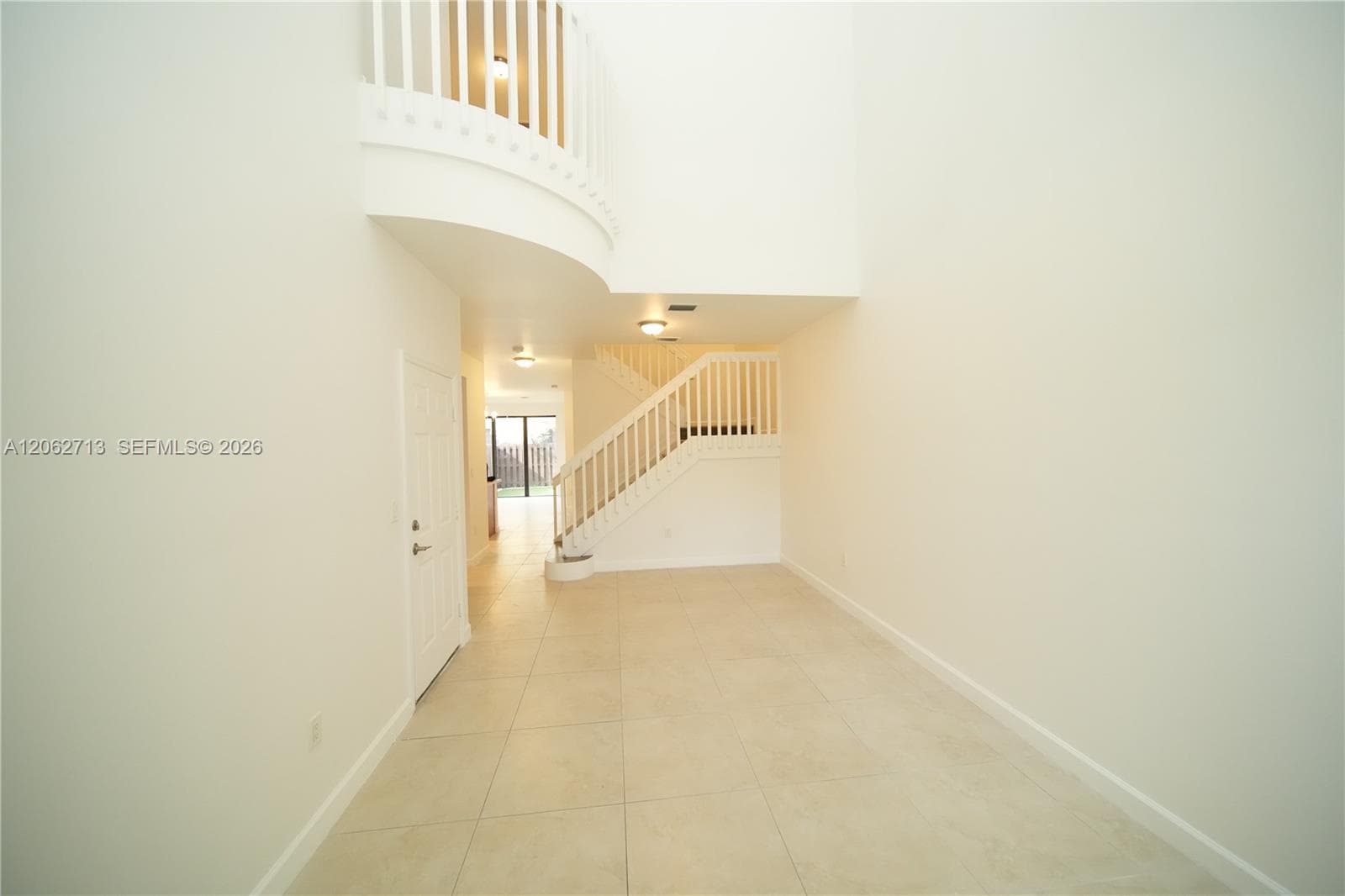 10440 NW 61st Ln, Doral FL 33178 photo 2