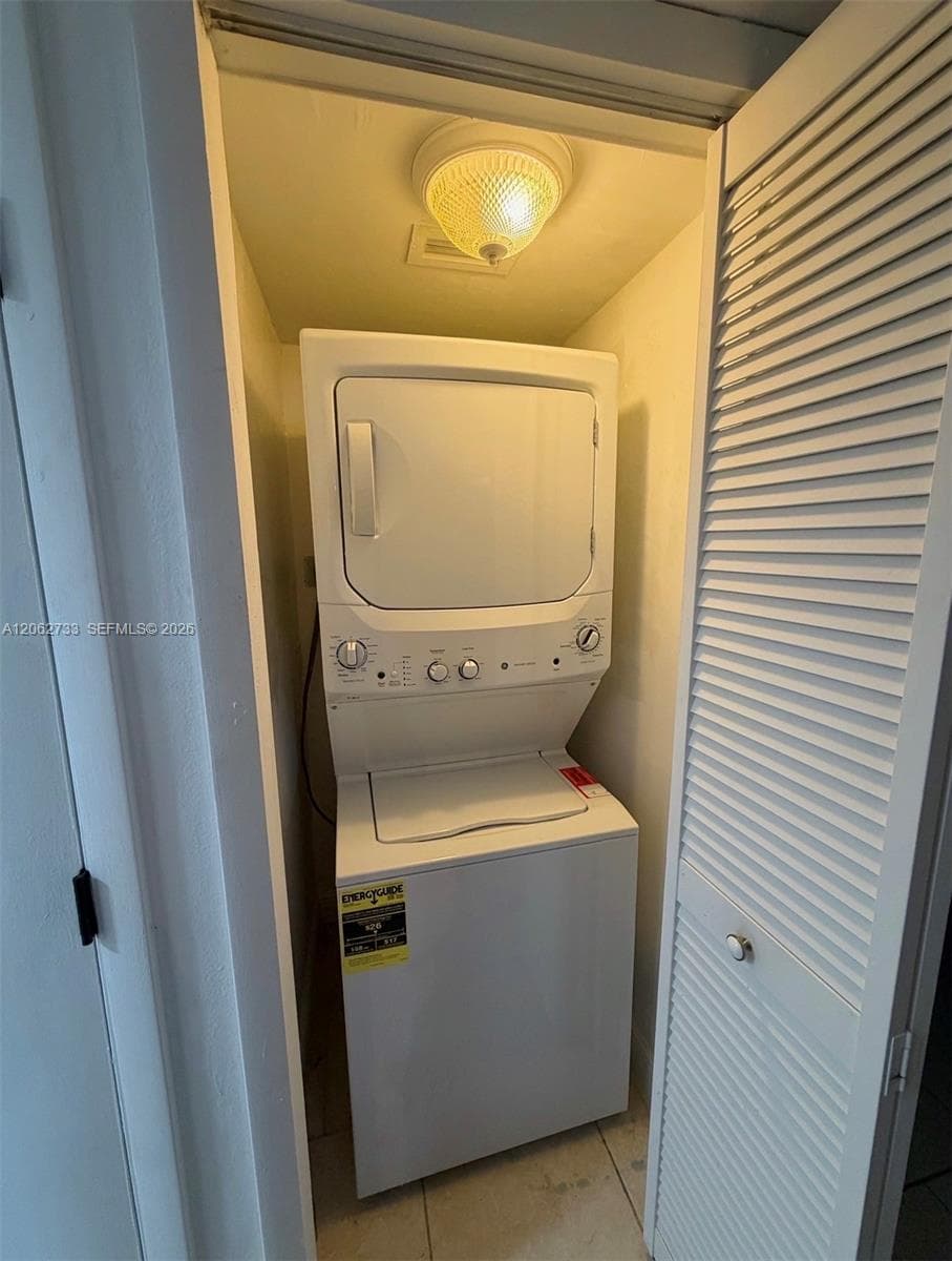 310 Fontainebleau Blvd # 206, Miami, FL 33172 photo 4