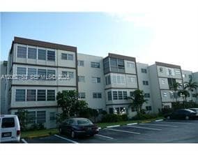 4047 NW 16th St # 109, Lauderhill FL 33313
