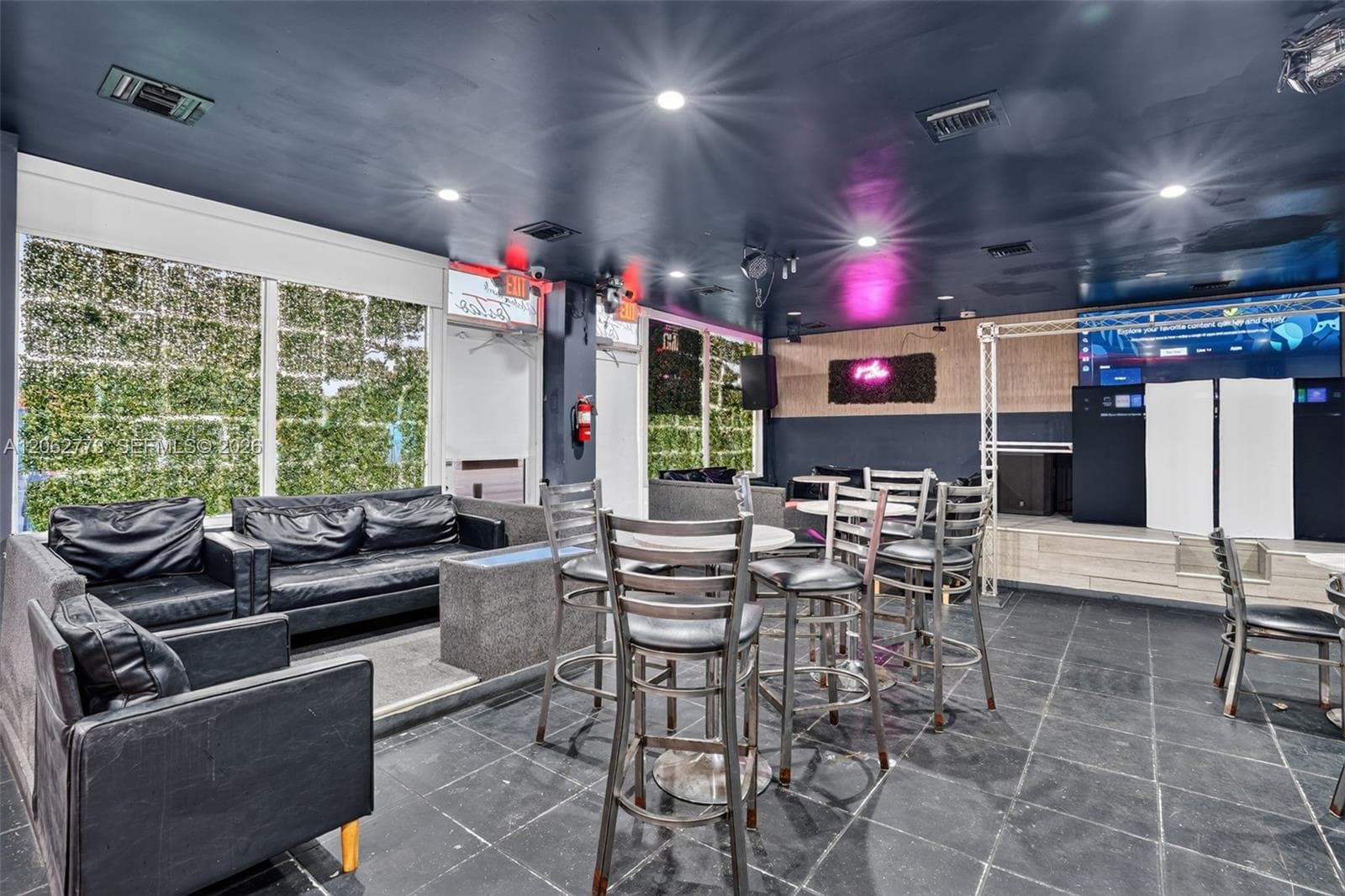 Cafeteria & Sports Bar For Sale In Hialeah, Hialeah FL 33010 photo 5