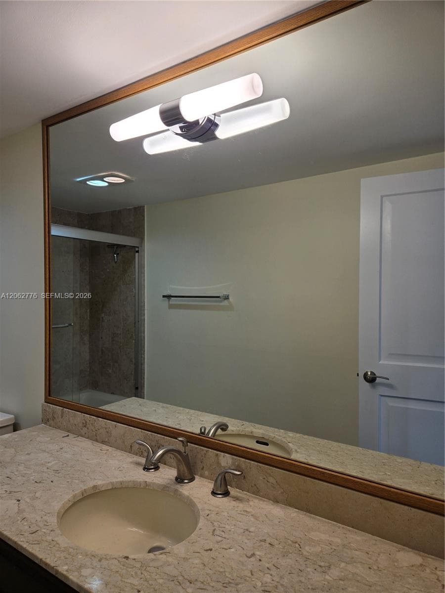 1800 NE 114th St # 911, Miami FL 33181 photo 4