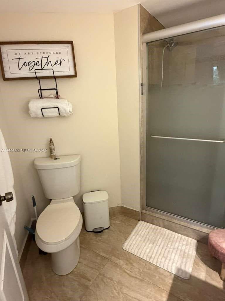 9417 Fontainebleau Blvd # 212-27, Miami, FL 33172 photo 4