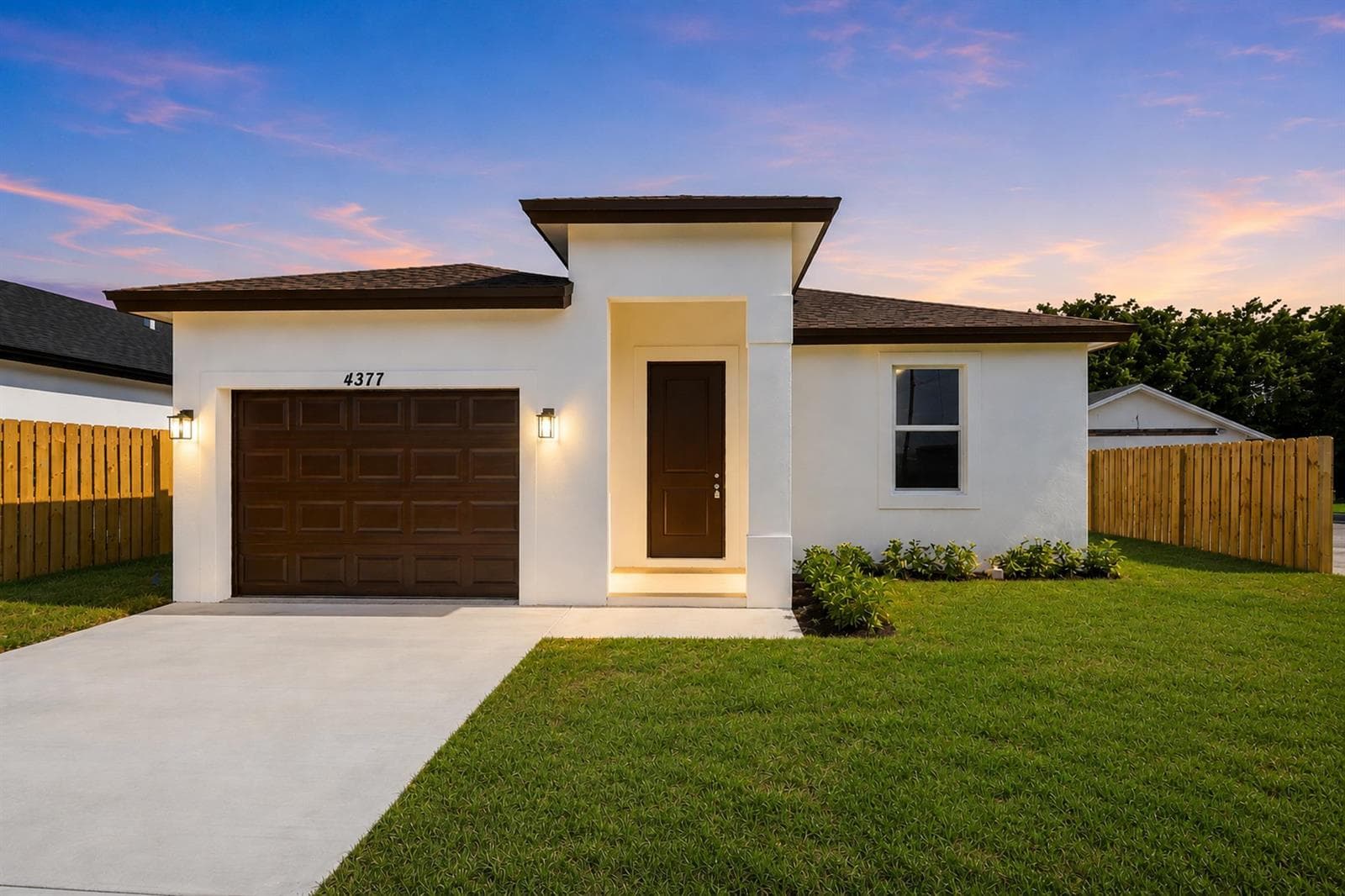 4377 MARILYN Drive, Lake Worth FL 33461 photo 2