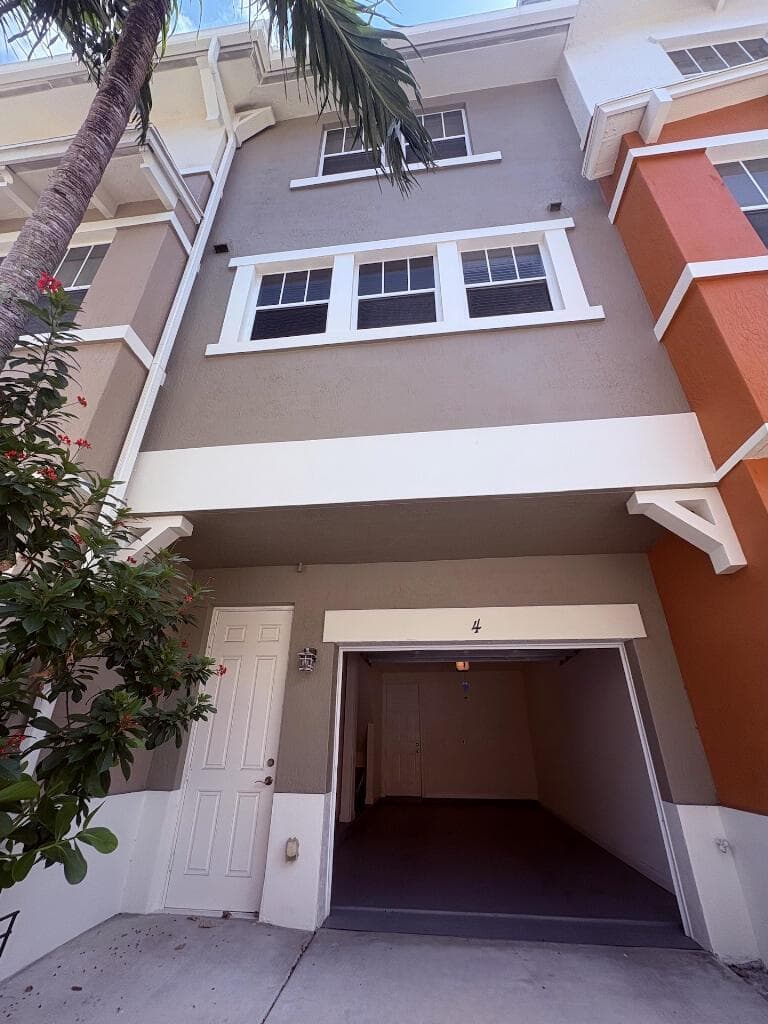 1740 San Benito Way # 4, West Palm Beach FL 33401 photo 2