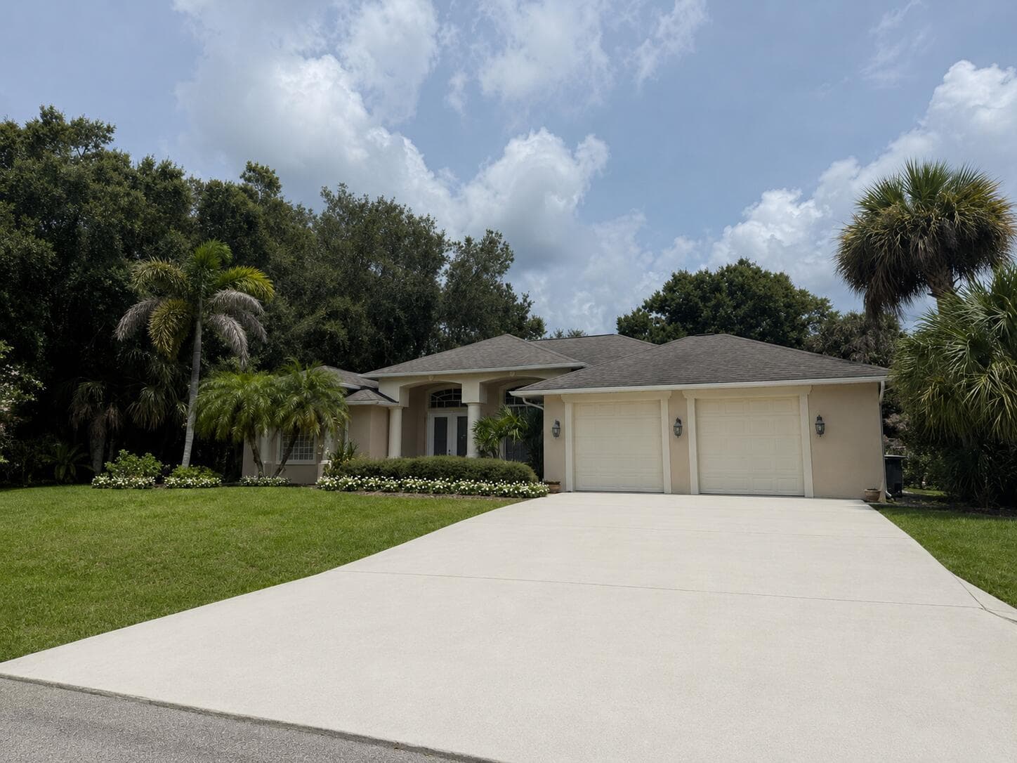 2108 Winding Creek Lane, Fort Pierce FL 34981 photo 3