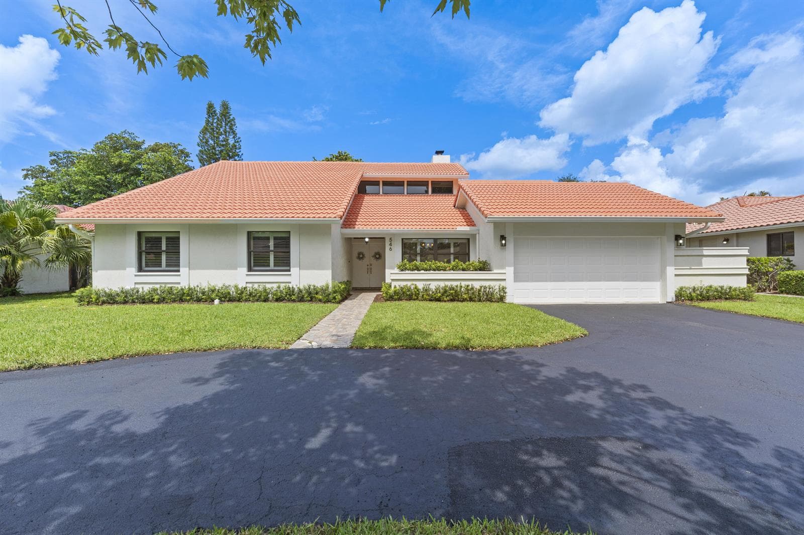 546 NW 105TH Drive, Coral Springs FL 33071 photo 2