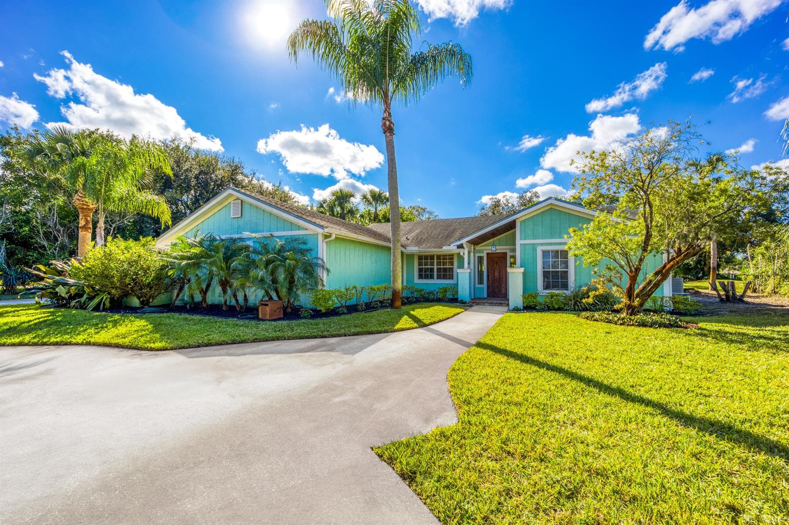 2232 SW RACQUET CLUB Drive, Palm City FL 34990