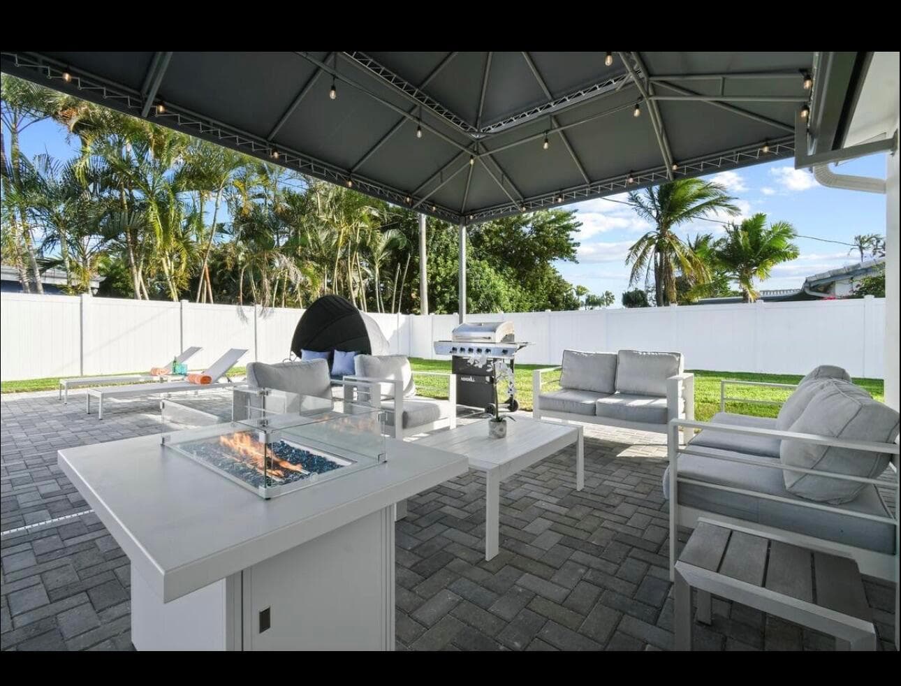 5040 NE 22ND Avenue, Lighthouse Point FL 33064 photo 3