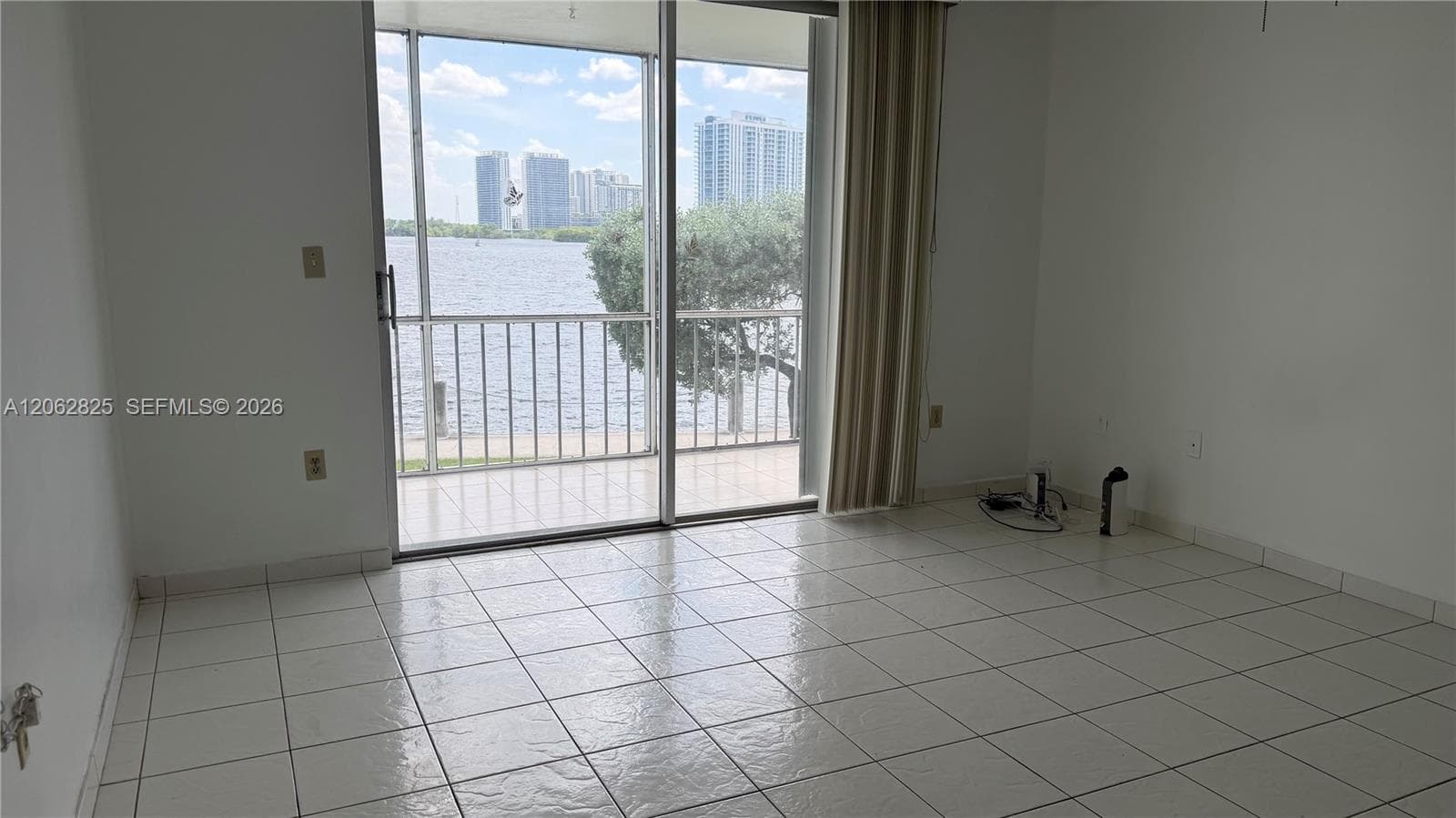 3000 Marcos Dr # P210, Aventura FL 33160 photo 2