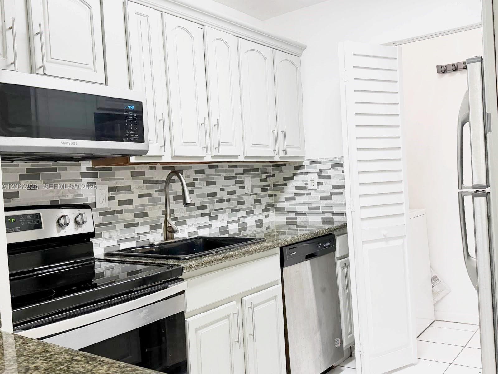 20681 NE 4th Pl # 101, Miami FL 33179 photo 2