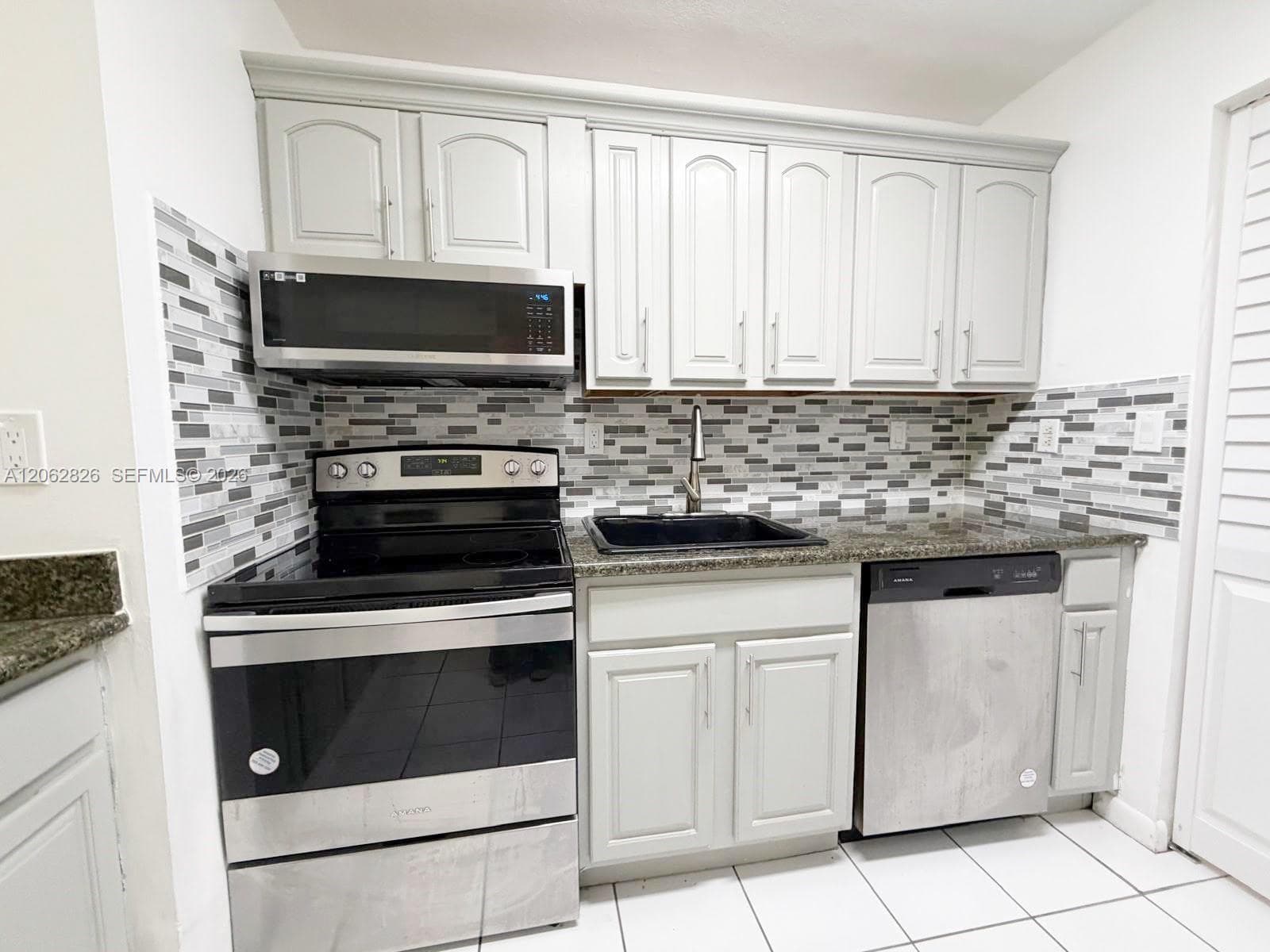 20681 NE 4th Pl # 101, Miami FL 33179